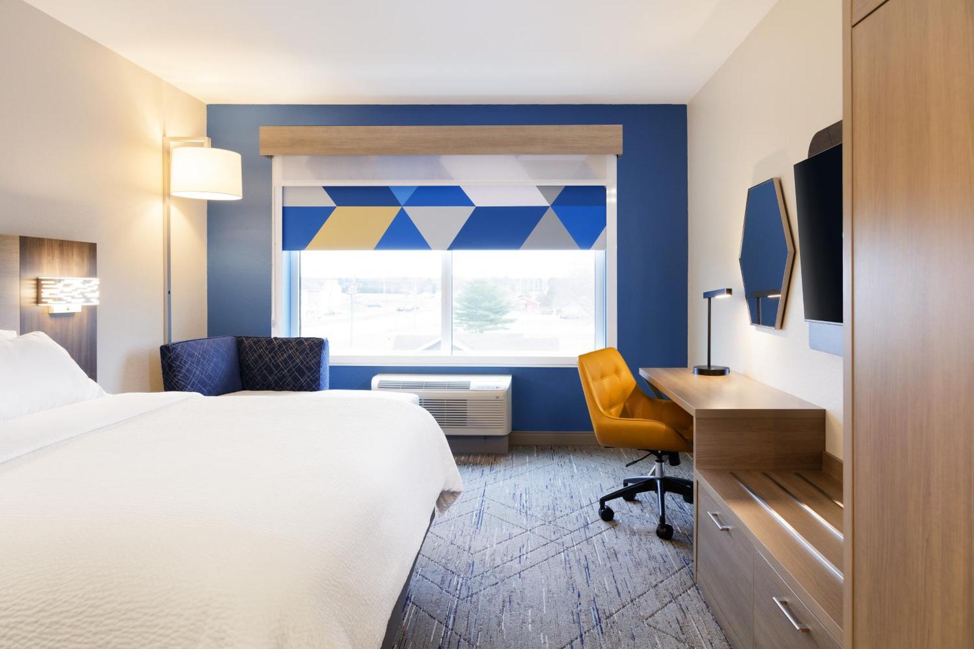 Holiday Inn Express Pratt By Ihg Exterior foto